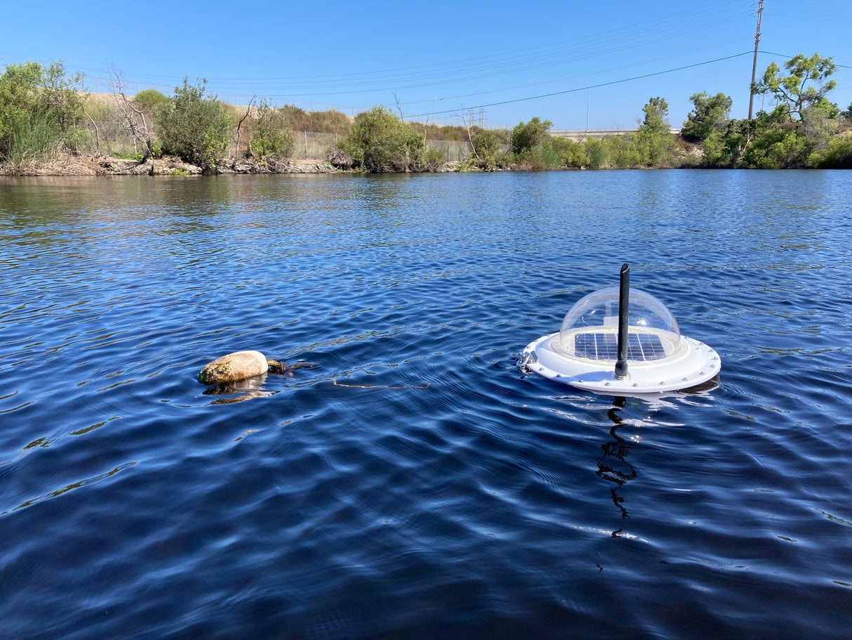 AlgaeTracker Buoy